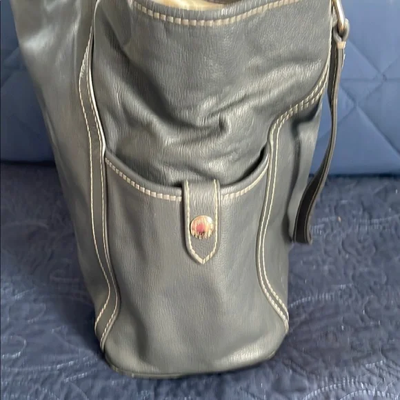 Dooney & Bourke Gray Tote with Soft Leather and Spacious Design - Picture 4 of 5